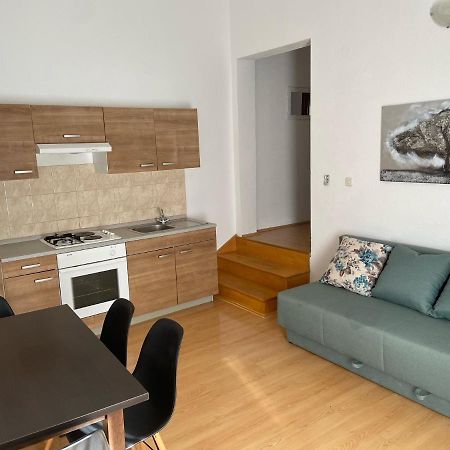 Apartman Polegubic Biograd Na Moru Zewnętrze zdjęcie