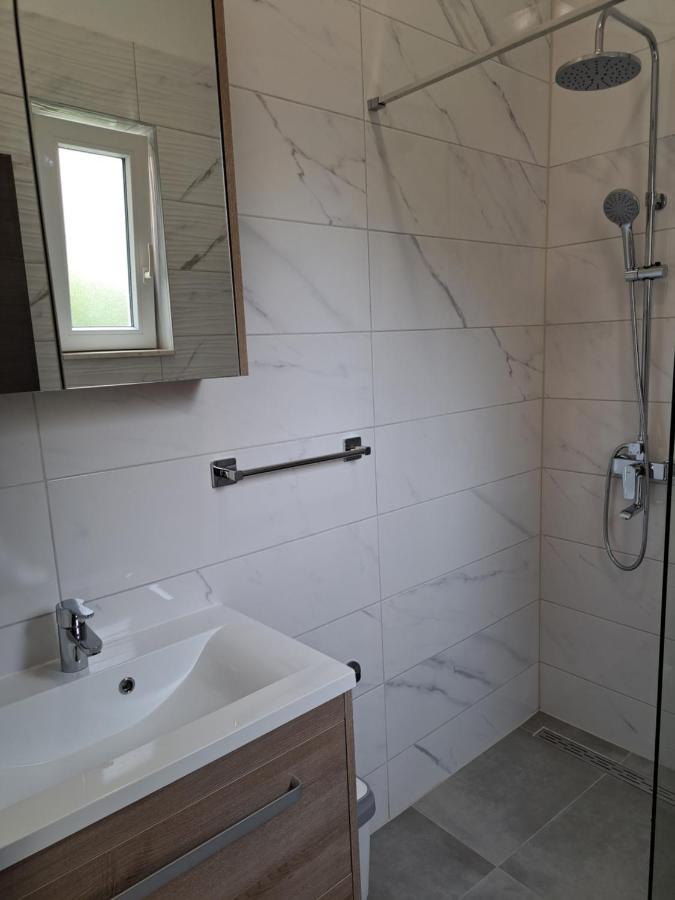 Apartman Polegubic Biograd Na Moru Zewnętrze zdjęcie