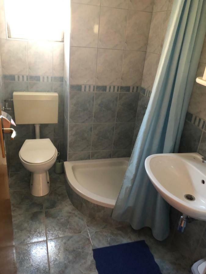 Apartman Polegubic Biograd Na Moru Zewnętrze zdjęcie